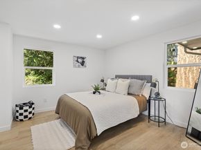 13331 23rd Avenue NE 2, Seattle WA 98125