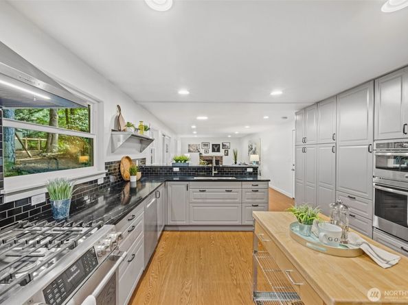 18112 NE 191st Street, Woodinville WA 98077