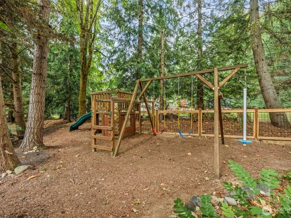 18112 NE 191st Street, Woodinville WA 98077
