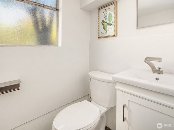 7348 55th Avenue NE, Seattle WA 98115