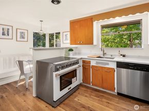 7348 55th Avenue NE, Seattle WA 98115