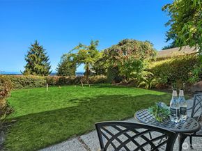 7348 55th Avenue NE, Seattle WA 98115
