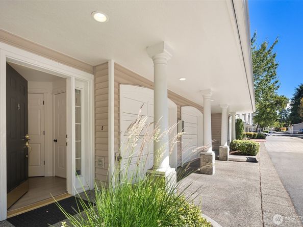1900 132nd Avenue SE I23, Bellevue WA 98005