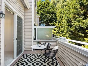 1900 132nd Avenue SE I23, Bellevue WA 98005