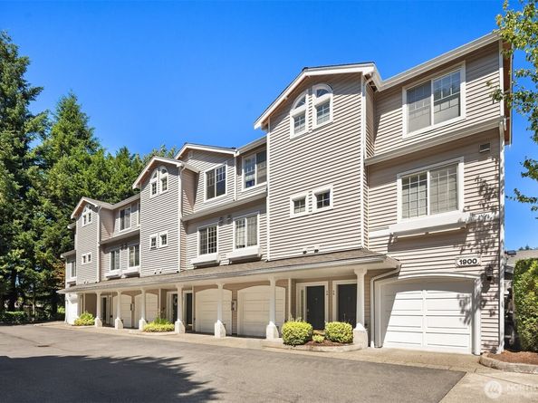 1900 132nd Avenue SE I23, Bellevue WA 98005