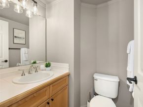 1900 132nd Avenue SE I23, Bellevue WA 98005