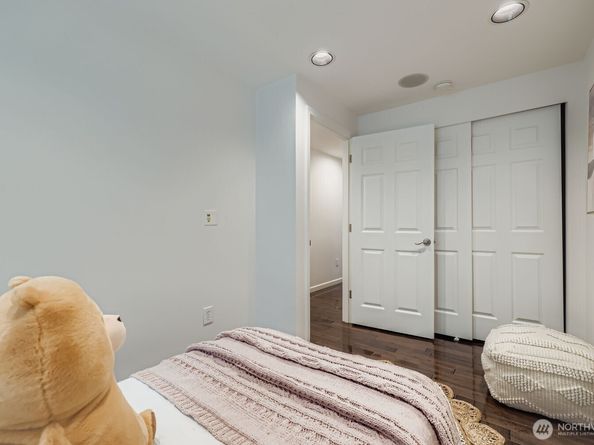 1733 172nd Place NE, Bellevue WA 98008
