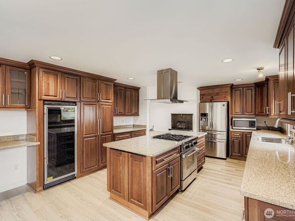 1733 172nd Place NE, Bellevue WA 98008