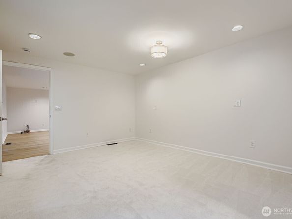 1733 172nd Place NE, Bellevue WA 98008