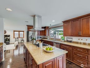 1733 172nd Place NE, Bellevue WA 98008