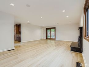 1733 172nd Place NE, Bellevue WA 98008