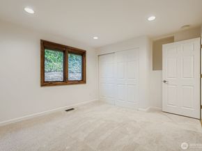 1733 172nd Place NE, Bellevue WA 98008