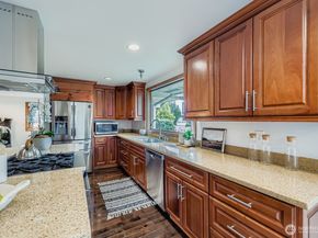 1733 172nd Place NE, Bellevue WA 98008