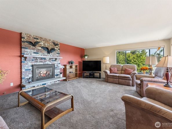4233 S 252nd Place, Kent WA 98032