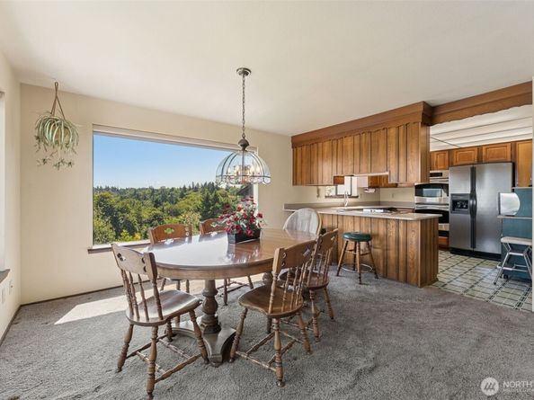4233 S 252nd Place, Kent WA 98032