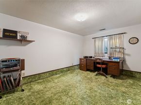 4233 S 252nd Place, Kent WA 98032