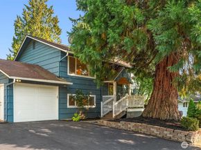 12828 110th Avenue NE, Kirkland WA 98034
