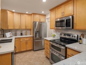 12828 110th Avenue NE, Kirkland WA 98034