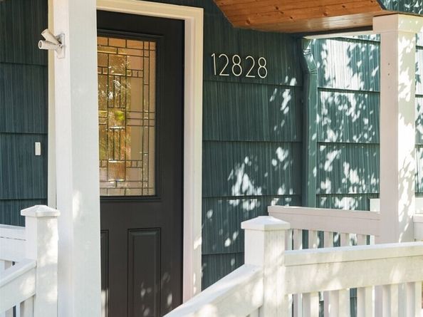 12828 110th Avenue NE, Kirkland WA 98034
