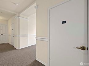 6831 NE 170th Street 306, Kenmore WA 98028
