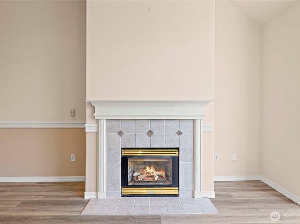 6831 NE 170th Street 306, Kenmore WA 98028