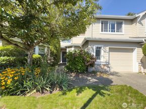 4818 NE 5th Court, Renton WA 98059