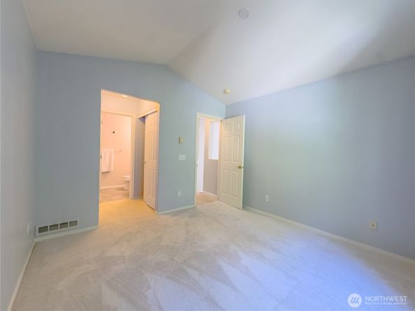 4818 NE 5th Court, Renton WA 98059