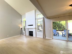 4818 NE 5th Court, Renton WA 98059
