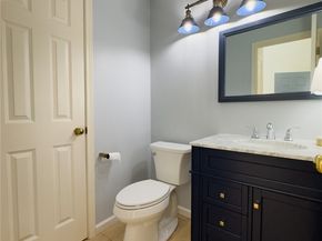 4818 NE 5th Court, Renton WA 98059