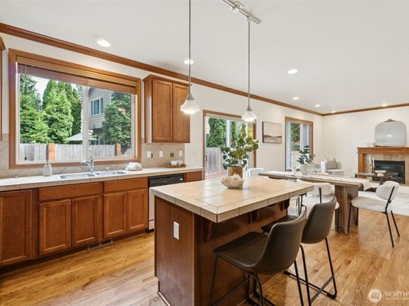 18231 2nd Place W A, Bothell WA 98012