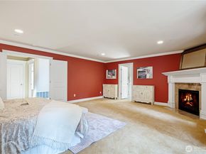 15025 SE 43rd Street, Bellevue WA 98006