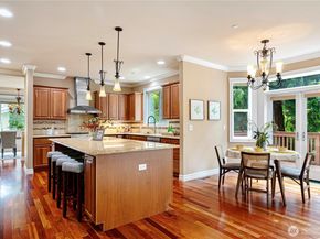 15025 SE 43rd Street, Bellevue WA 98006