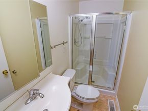 14421 118th Avenue NE, Kirkland WA 98034