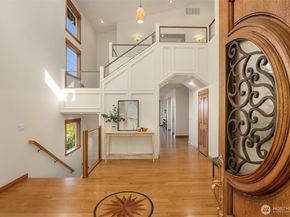 6715 NE Dapple Court, Bainbridge Island WA 98110