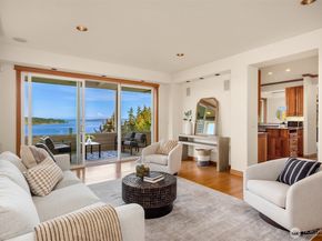 6715 NE Dapple Court, Bainbridge Island WA 98110