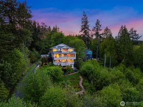 6715 NE Dapple Court, Bainbridge Island WA 98110