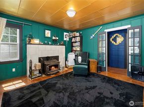 12027 10th Avenue S, Seattle WA 98168