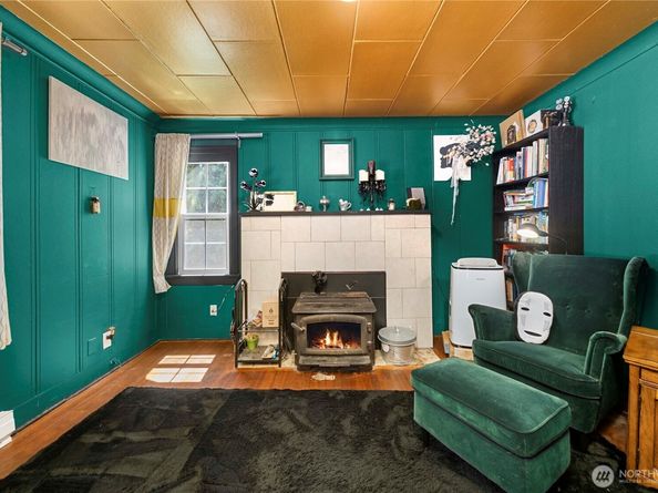 12027 10th Avenue S, Seattle WA 98168