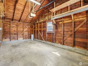 4055 NE 57th Street, Seattle WA 98105