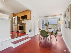 4055 NE 57th Street, Seattle WA 98105