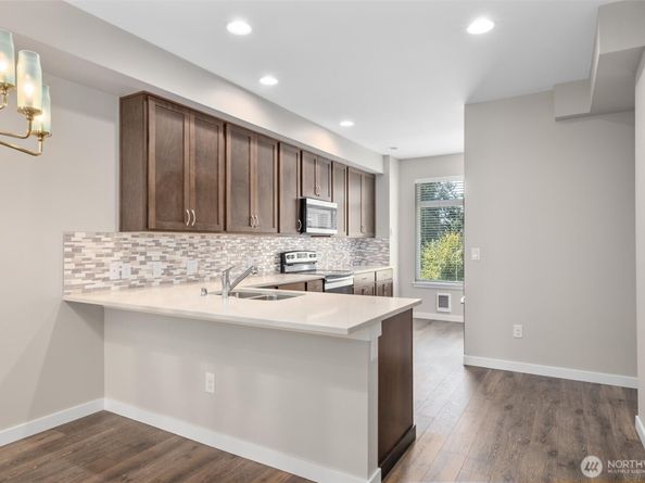 19403 7th Avenue W C1, Lynnwood WA 98036