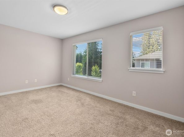 19403 7th Avenue W C1, Lynnwood WA 98036