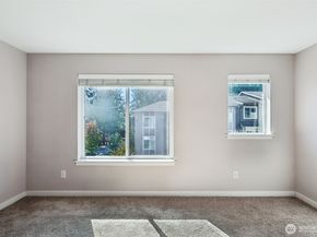 19403 7th Avenue W C1, Lynnwood WA 98036