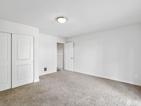 19403 7th Avenue W C1, Lynnwood WA 98036