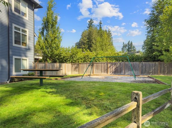 19403 7th Avenue W C1, Lynnwood WA 98036