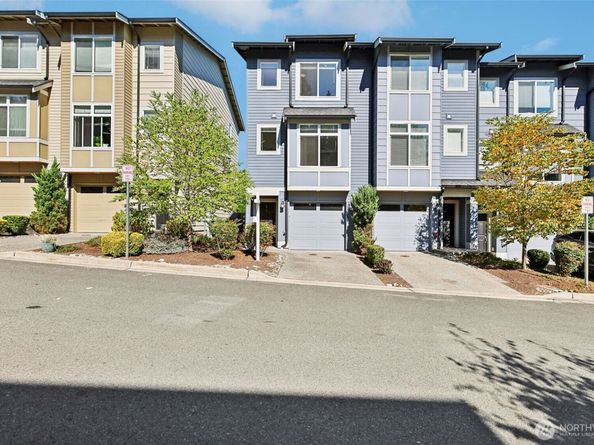 19403 7th Avenue W C1, Lynnwood WA 98036