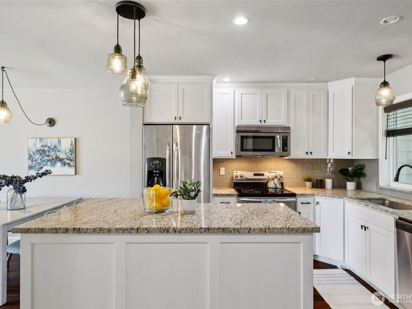 350 4th Avenue S A5, Kirkland WA 98033