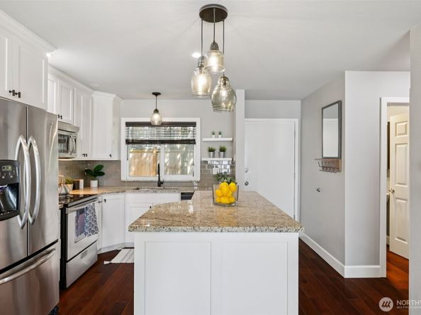 350 4th Avenue S A5, Kirkland WA 98033