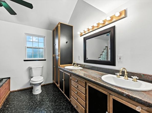 15230 44th Avenue W, Lynnwood WA 98087
