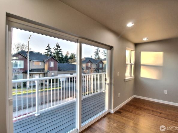 15188 5th Lane S A, Burien WA 98148